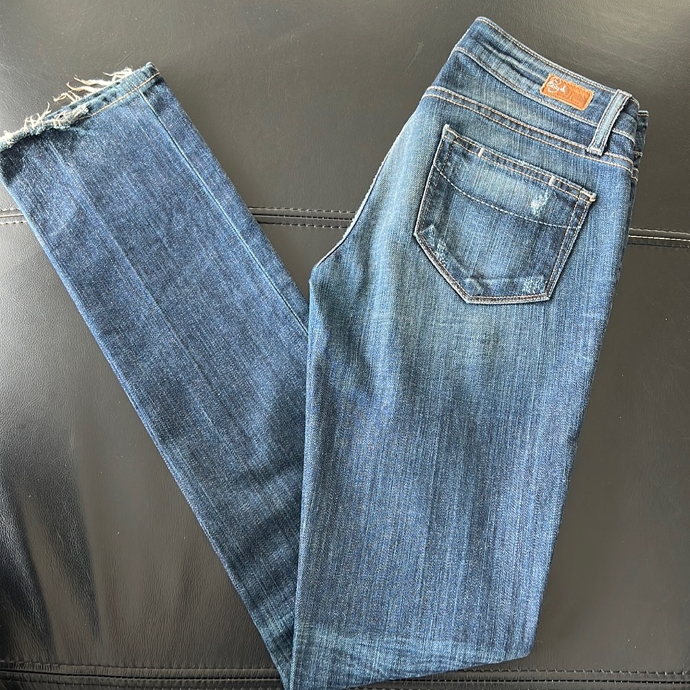 Paige skinny jeans size 25